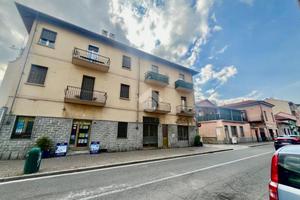 NEGOZIO A GRUGLIASCO