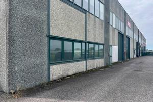 Immobile di 220 m² con 1 locale a San Giovanni Lup
