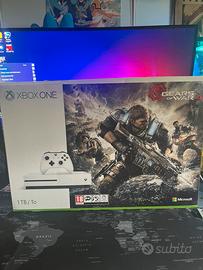 X box one s Gears of war 4