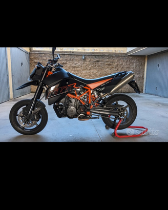 KTM super moto 950