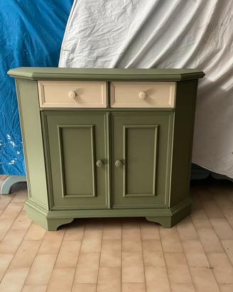 Credenza in stile Shabby