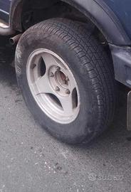 Cerchi e gomme suzuki samurai