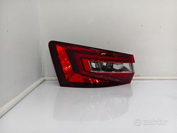 Faro fanale stop posteriore sx skoda superb iii 20