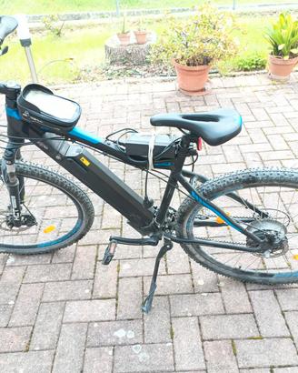 bicicletta elettrica NCM Moscow