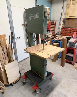 Sega a nastro usata D. 4050 mm. CV 1,5 Giri 900