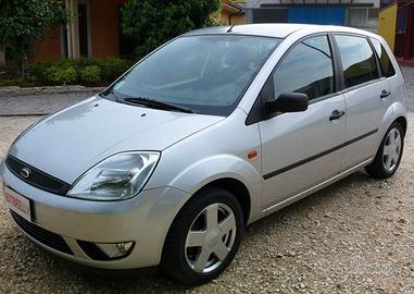 Parti motore Ford fiesta 1400 tdci