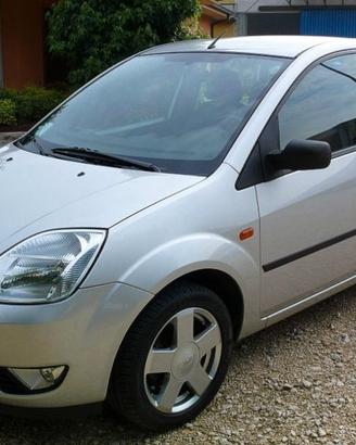 Parti motore Ford fiesta 1400 tdci
