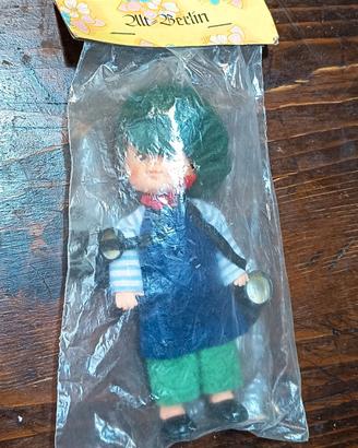 Berlino Est bambola souvenir del 1989