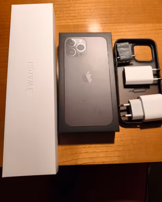 iPhone 13proMax con Apple Watch 6 serie 44mm