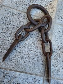 Catena in ferro battuto