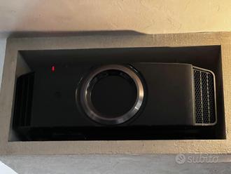 jvc x700