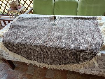 poncho