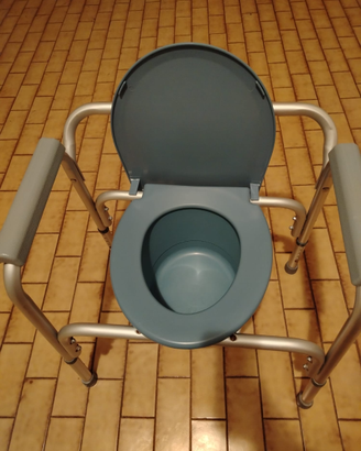 Sedia comoda multifunzione adatta per più usi