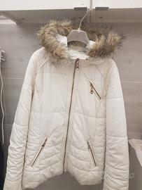 Giacca con pelliccia staccabile 