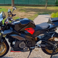 Aprilia tuono 1000