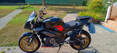 Aprilia tuono 1000