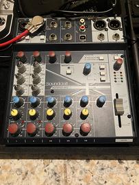 Mixer Soundcraft Notepad8