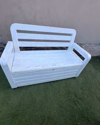 Cassapanca da esterno con contenitore