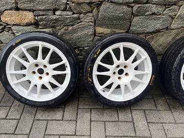Cerchi  Evo corse 8x18” et 35 5x114.3