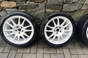 Cerchi  Evo corse 8x18” et 35 5x114.3
