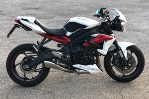 Triumph Street Triple 675 R