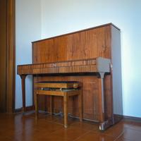Pianoforte verticale Lirika + sgabello 