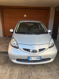 Toyota aygo sol m/t grigio met