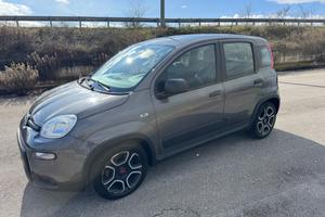 Fiat Panda 1.0 FireFly S&S Hybrid City Cross