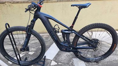 Bici elettrica – CUBE STEREO RACE Carbon