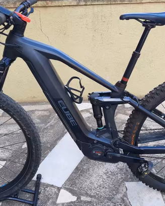 Bici elettrica – CUBE STEREO RACE Carbon