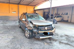 Dacia Sandero 0.9 benzina/gpl sinistrata