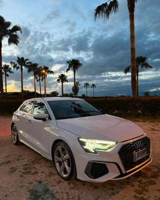 AUDI A3 S-LINE/S-TRONIC