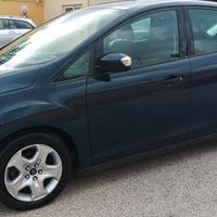 ford cmax 1600 da 95 cv  adatta a neopatentati