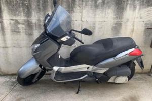 Yamaha X max 250