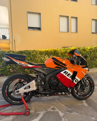 Honda cbr 600rr