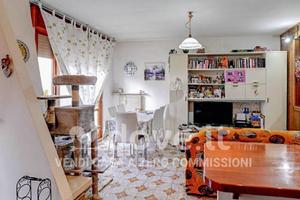 Appartamento di 70 m² con 3 locali e box auto a Tr