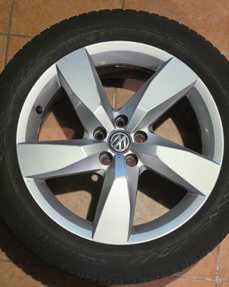 CERCHI  + GOMME ORIGINALI VOLSKWAGEN  T-Cross