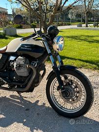 Moto guzzi v7