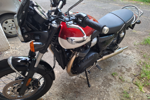 Triumph bonneville t100