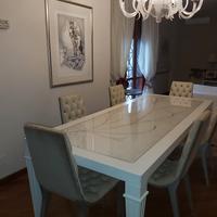tavolo di design con 6 poltroncine