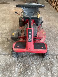 Trattorino Snapper 12.5 HP HI-VAC -