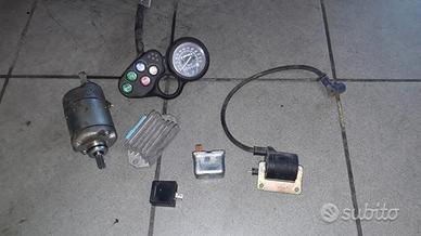 HRD 125 00-04 : pompa pedale cavalletto sensore