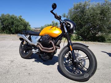MOTO GUZZI V7 III