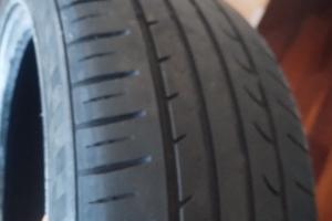 Gomme in buono stato  rimaste solo due pezzi per u