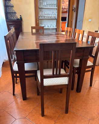 Tavolo da pranzo fisso in legno massello + 8 sedie