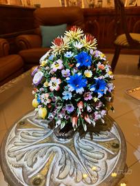 CAPODIMONTE Cesto floreale in fine porcellana