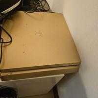 PS4 + SIMULATORE GUIDA+VISORE 3D E VARI ACCESSORI