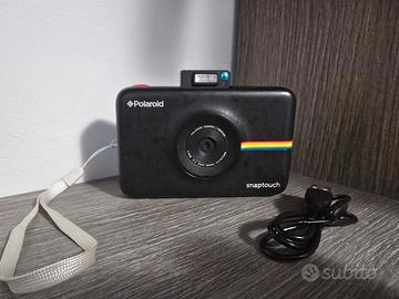 Polaroid snap touch 