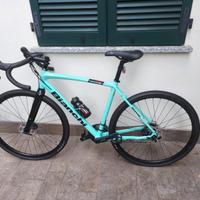 Bicicletta gravel Bianchi (2022)