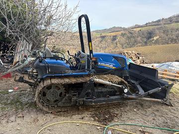 New Holland TK 4 100m